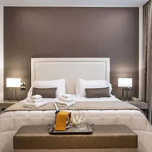 https://genova-rome.it-romehotels.com