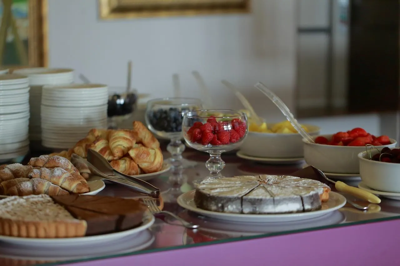 Hotel San Marco بسكييرا ديل غاردا 3*,  إيطاليا
