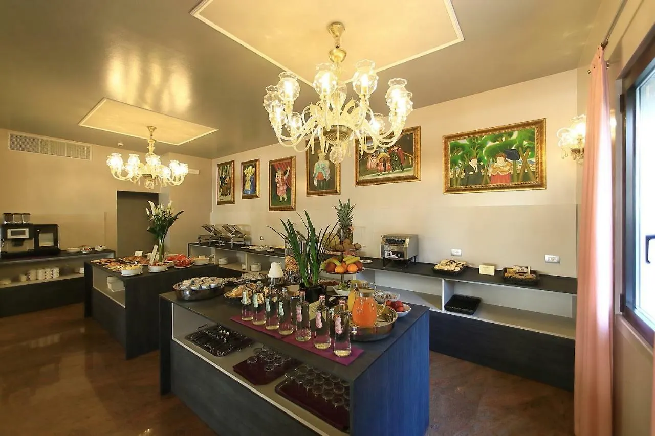 Hotel San Marco Peschiera del Garda Italien